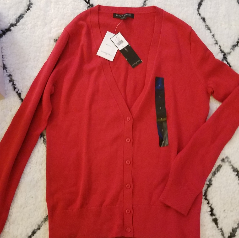 Brand new Banana Republic red cardigan